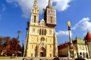 La cattedrale di Zagabria – edificio piu alto e piu bello della citta