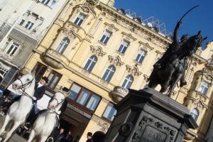 Piazza centrale di Zagabria – Piazza di ban Josip Jelačić